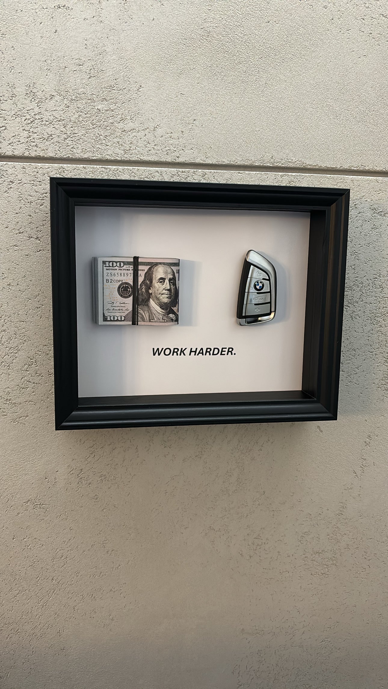 Royal Art No.17 BMW key+💵 Work harder