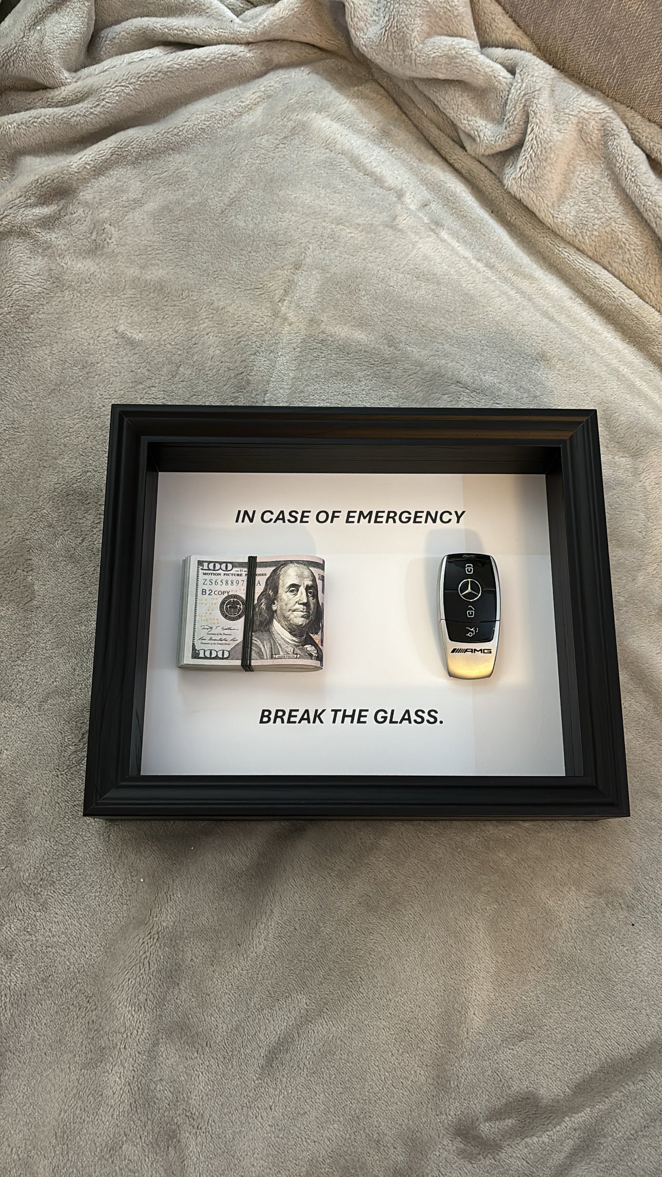 RoyalArt No.18- Mercedes key +💵In Case of