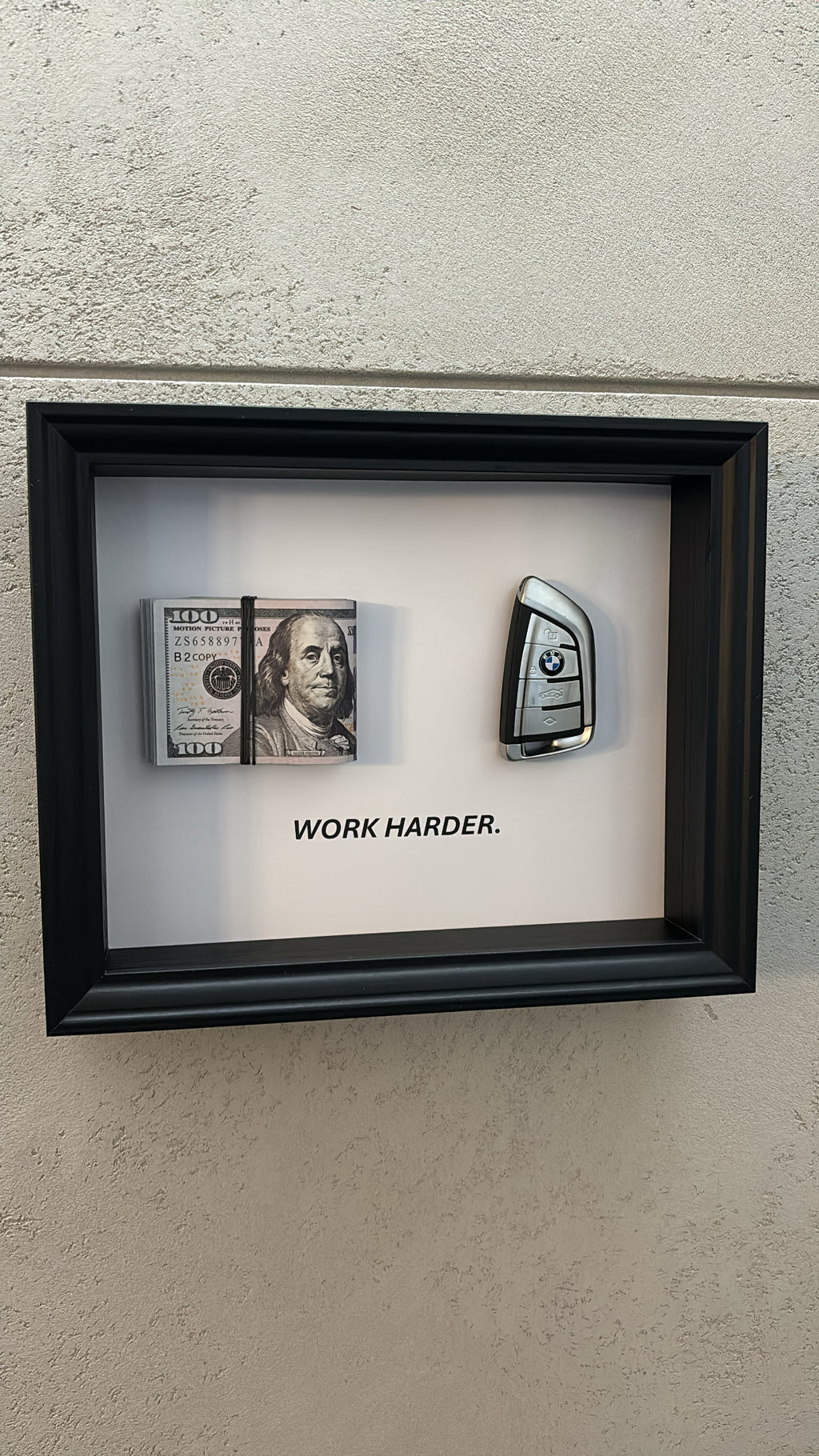 Royal Art No.17 BMW key+💵 Work harder