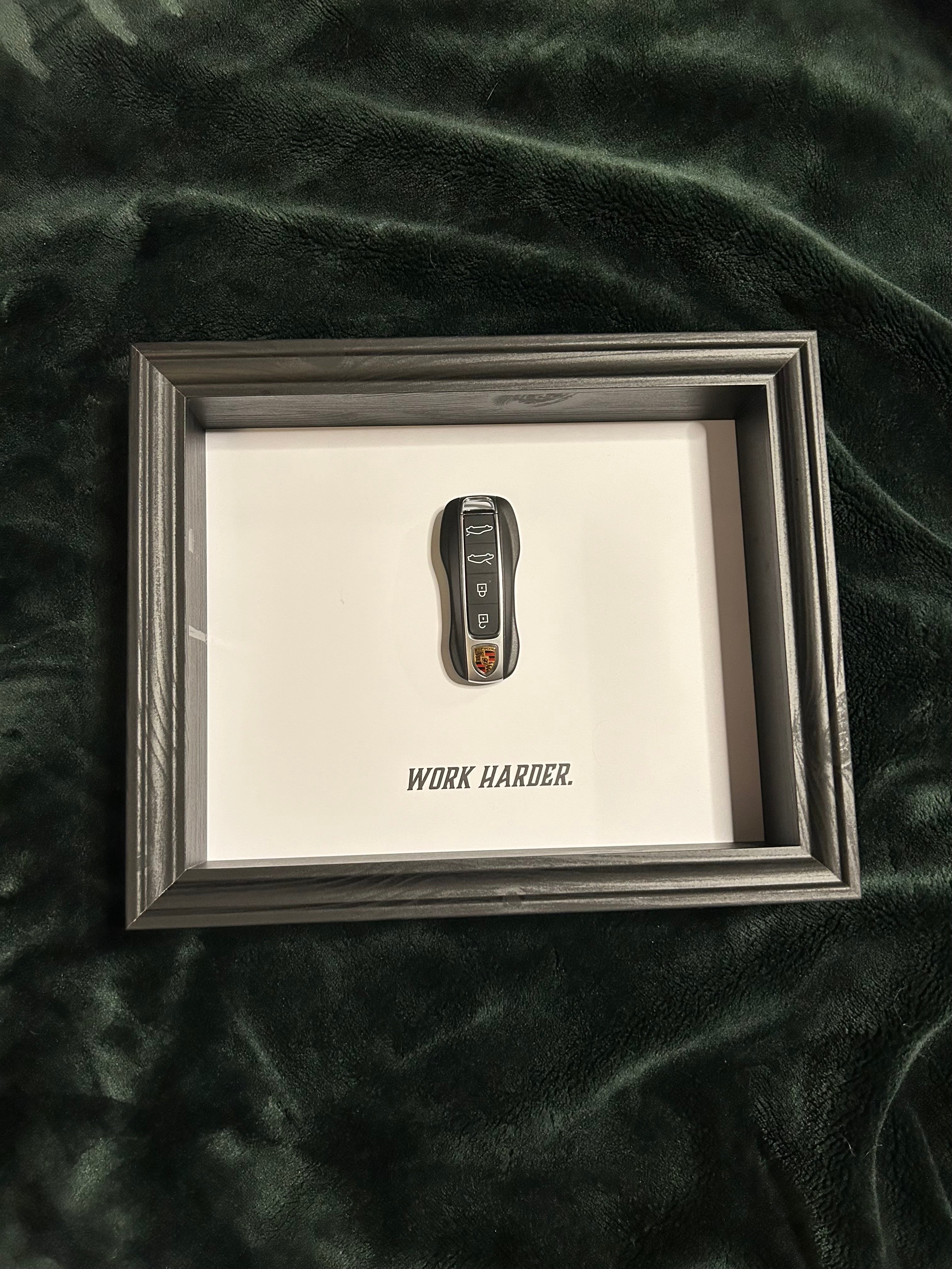 Royal Art No.22 Porsche Key Work harder
