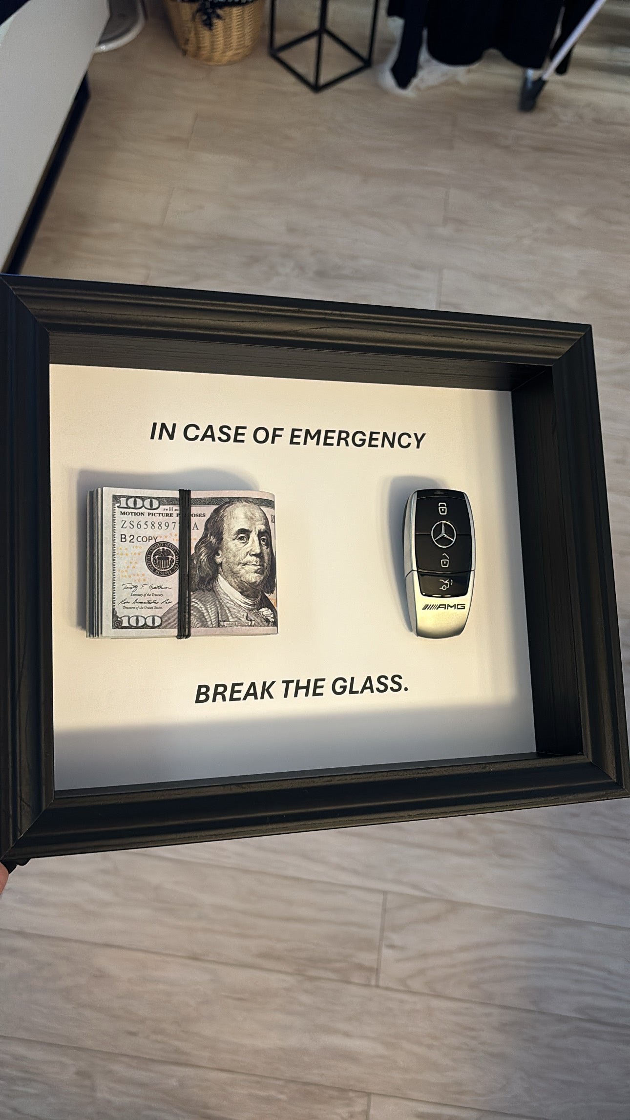 RoyalArt No.18- Mercedes key +💵In Case of